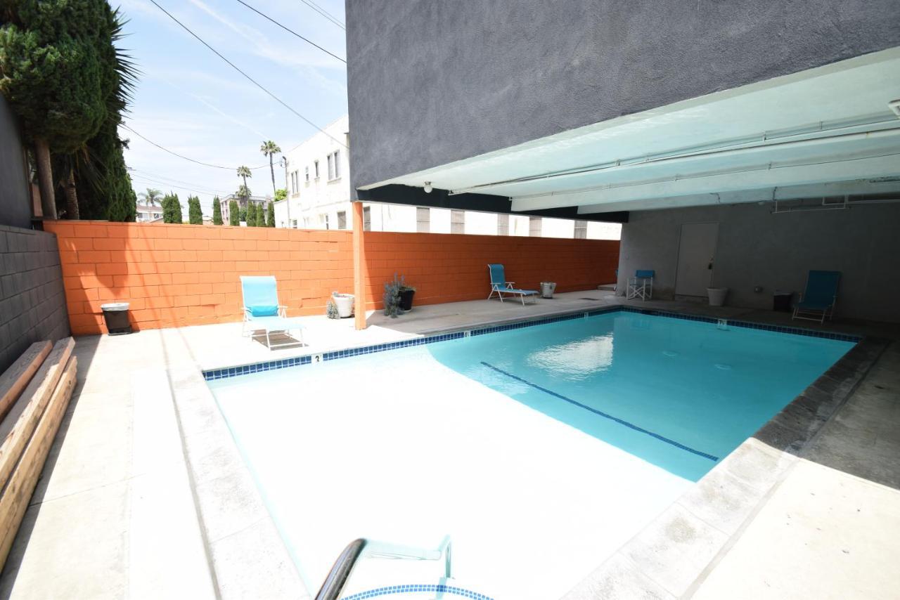Hollywood Business Suites لوس أنجلوس المظهر الخارجي الصورة